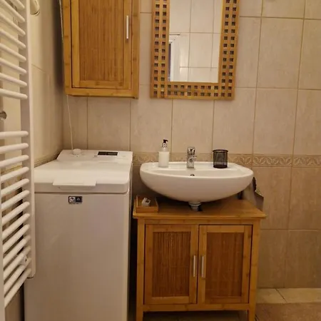 Clarissa Apartment
